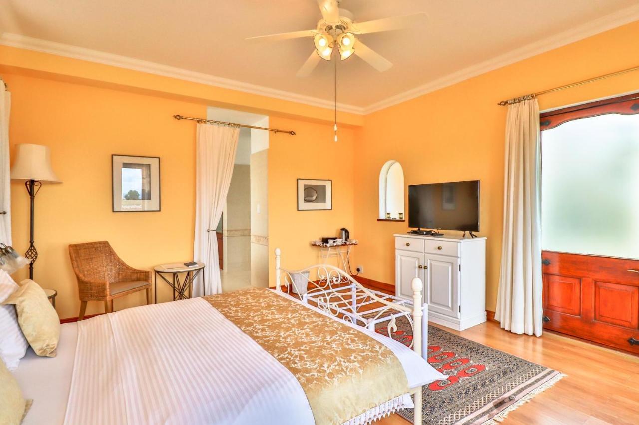 Apricot Gardens Guesthouse Гордонс-Бей Екстер'єр фото